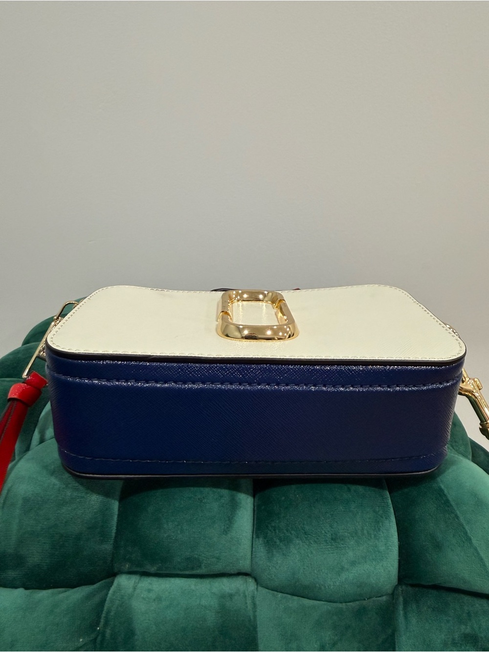 Marc Jacobs Cream Snapshot Crossbody with Red, White & Blue Strap - Picture 3 of 12